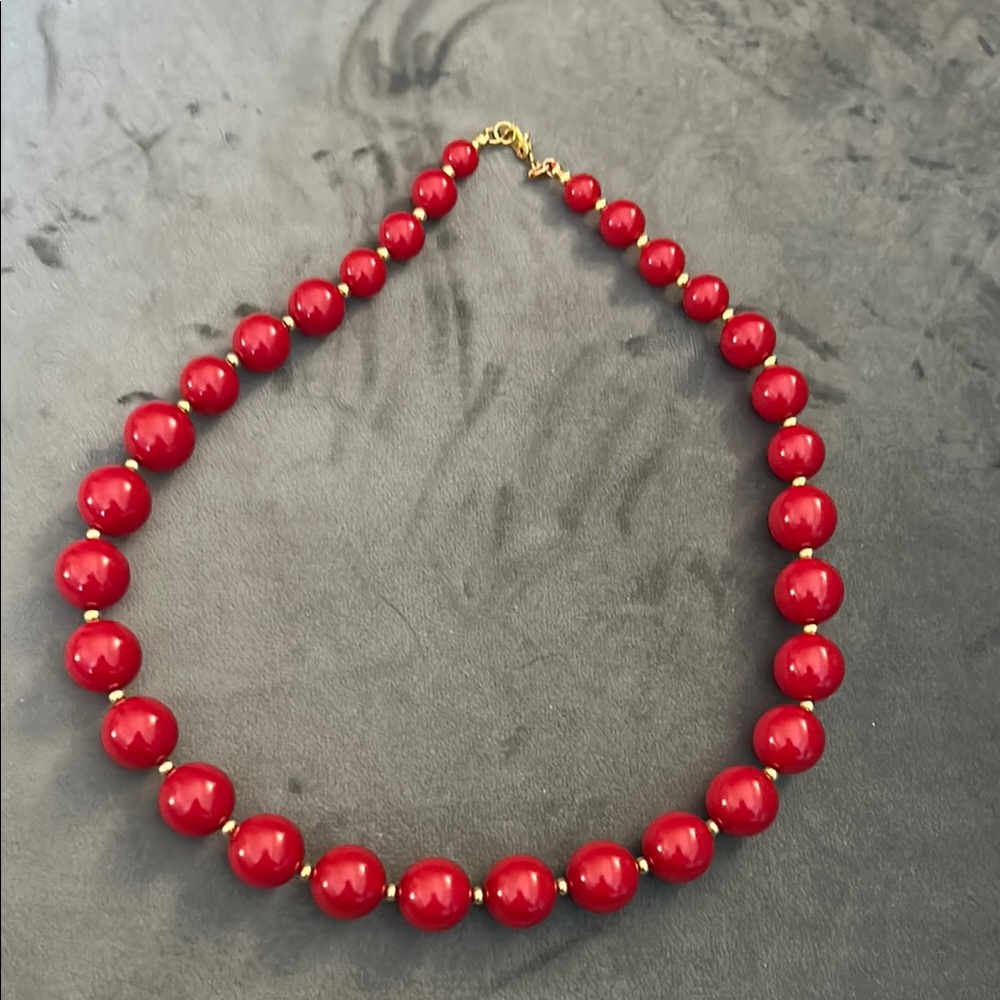 Elegant Red Beaded Necklace